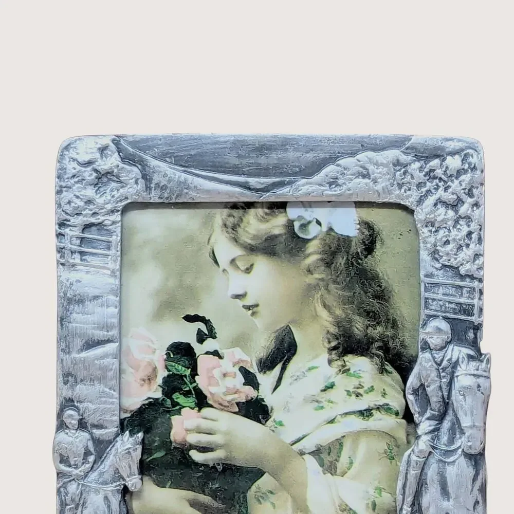 Vintage Equestrian Motif Silver Tone Metal Photo Frame